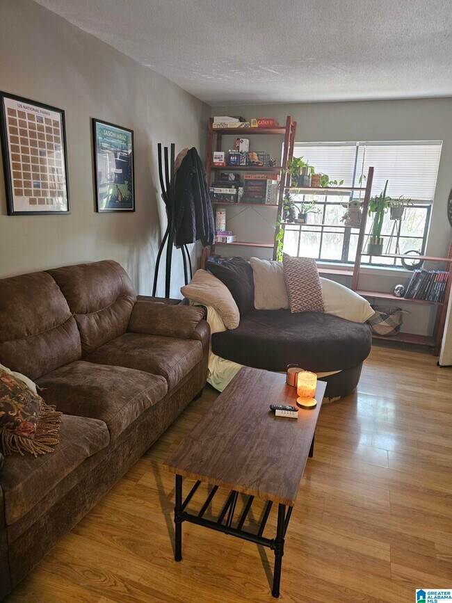 Building Photo - 3441 Sandner Ct