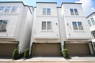Building Photo - 5445 Larkin St