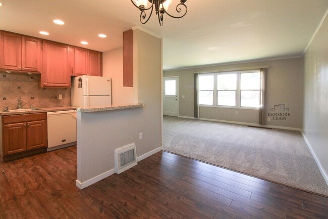 Building Photo - 2 Bed/1 Bath Duplex in Central Richland