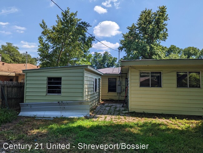 Building Photo - 4 br, 2 bath House - 140 Norwood St