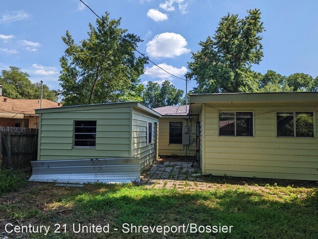 Foto del edificio - 4 br, 2 bath House - 140 Norwood St