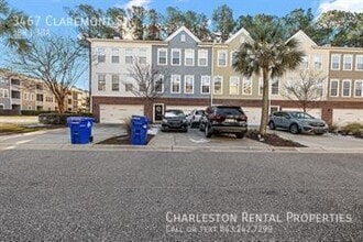 Building Photo - 3467 Claremont St