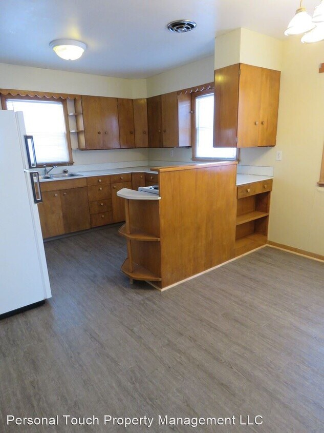 Primary Photo - 5 br, 2 bath House - 1505 6th St S