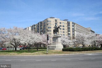 Building Photo - 1 Scott Cir NW