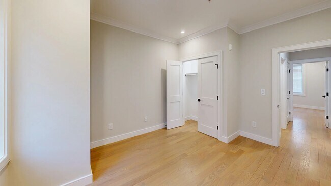 Building Photo - 160 Allston St