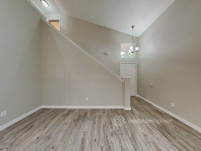 Building Photo - 6175 Katy Ct