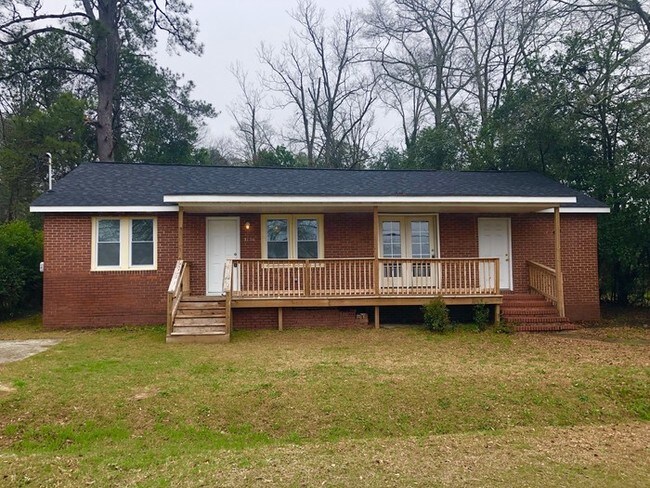 Building Photo - 1 Bedroom Duplex For Lease