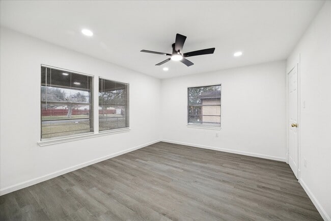 Building Photo - 1500 Harvard St