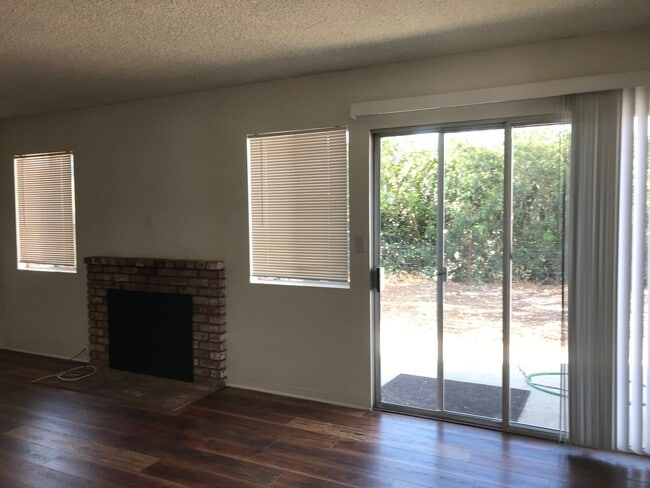 Building Photo - Great Home Near Cal Poly!