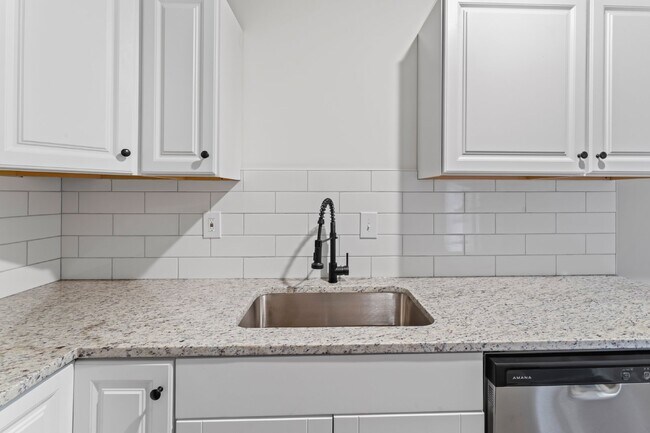 Foto del edificio - 321 Mill St