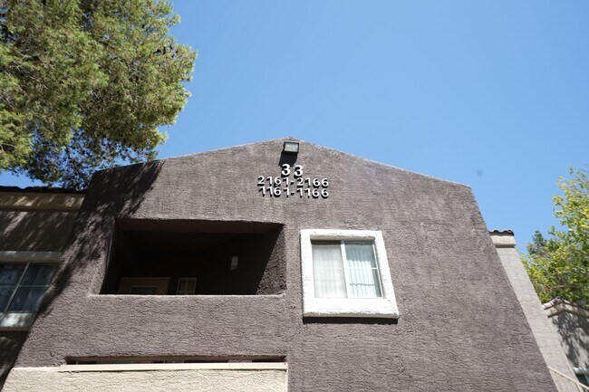 Foto del edificio - 5250 S Rainbow Blvd