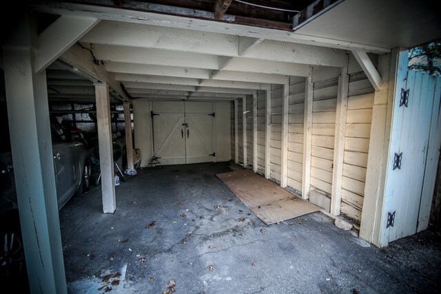 Building Photo - 123 E Lullwood Ave
