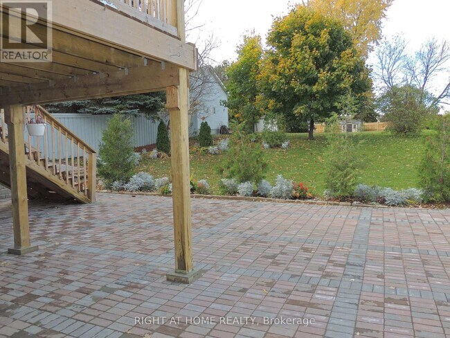 Building Photo - 66 Bayview Dr