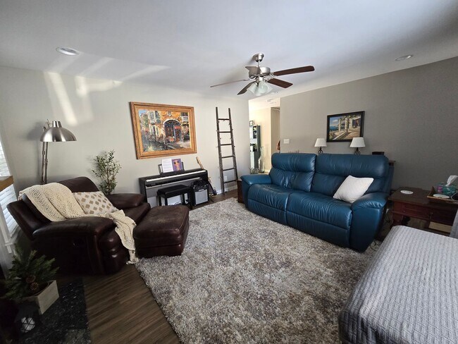 Foto del edificio - Newly remodeled  home in Farragut