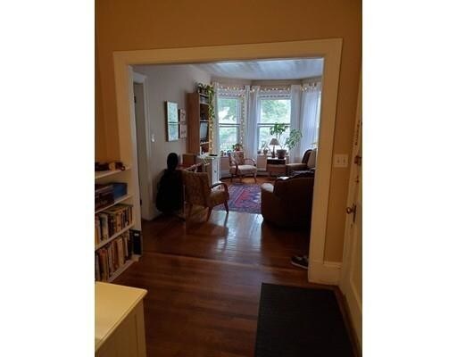 Foto principal - 807 Washington St