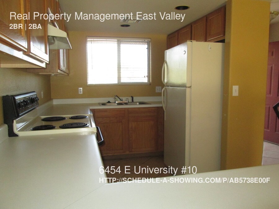 Primary Photo - 6454 E University Dr