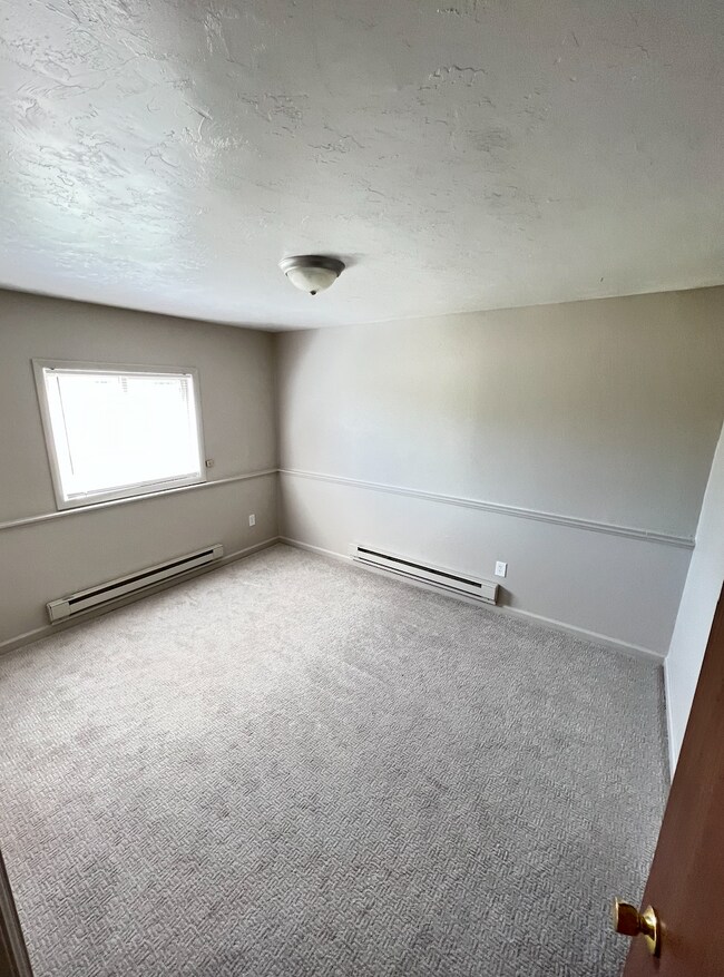 Building Photo - 4981 King Arthur Way