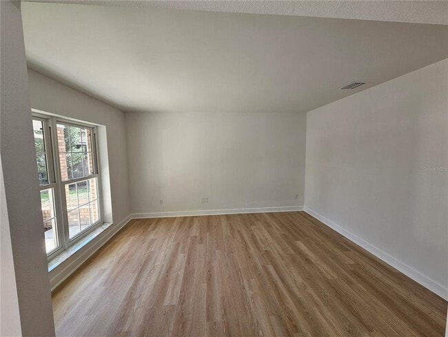 Building Photo - 149 Spring Chase Cir