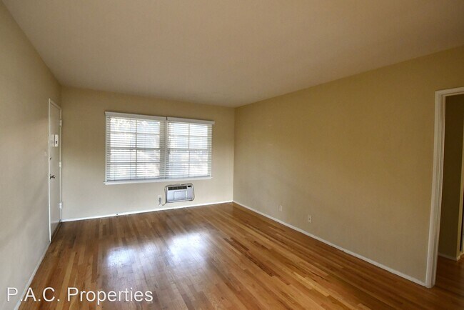 Foto del edificio - 1 br, 1 bath Apartment - 1212 N Hollywood ...