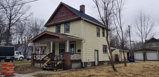Foto del edificio - Brooklyn Centre neighborhood - 3  bedroom/...