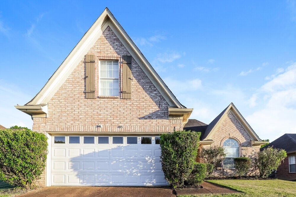 Foto principal - 10279 Green Moss Dr S