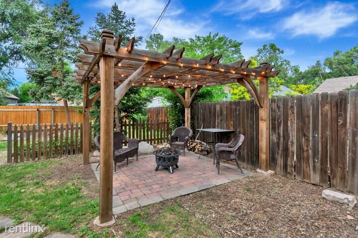 Primary Photo - 3 br, 1.5 bath House - 226 Willow St
