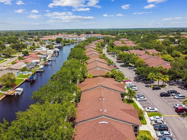 Foto del edificio - 5558 Baywater Dr