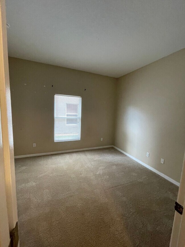 Foto del edificio - Home For Rent in Gated Stonebrook Neighbor...