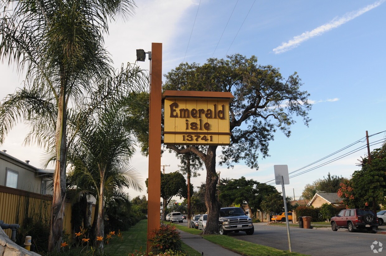 Foto del edificio - Emerald Isle Mobile Home Park