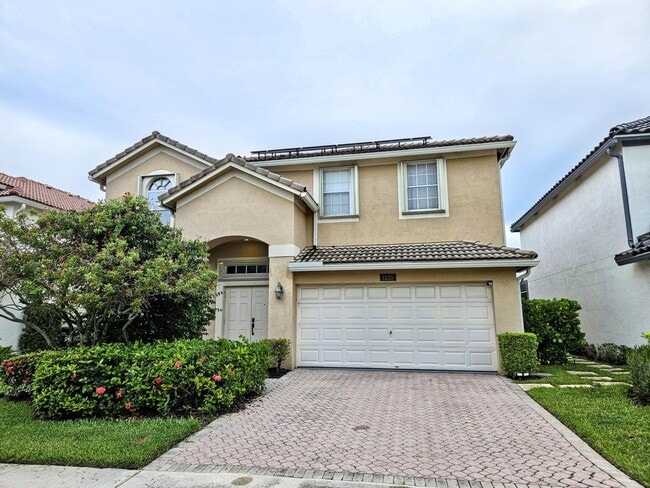 Photo - 1225 Avondale Ln House