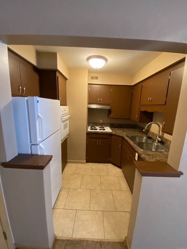 Building Photo - 1400 S 20th St