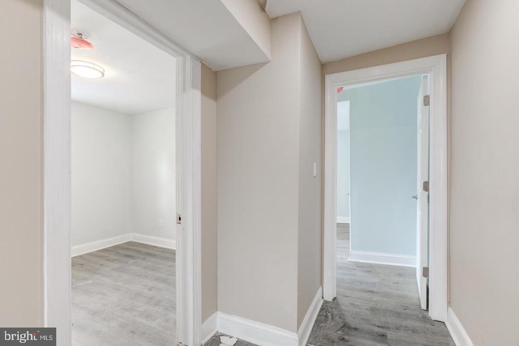 Foto principal - 610 E 9th St