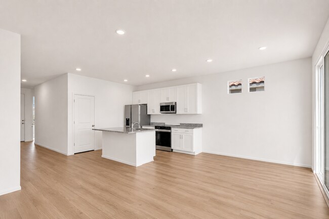 Foto del edificio - 18079 W Sand Hills Rd