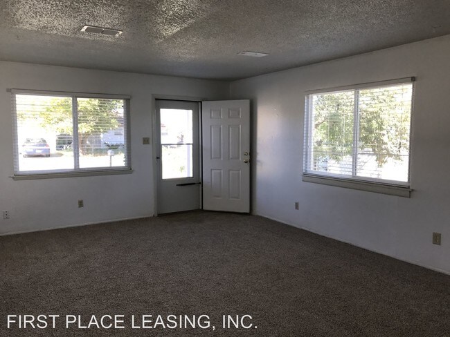 Building Photo - 3 br, 2 bath House - 129 Manson Dr.