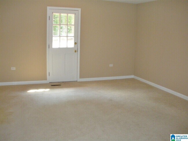 Building Photo - 5535 I-10