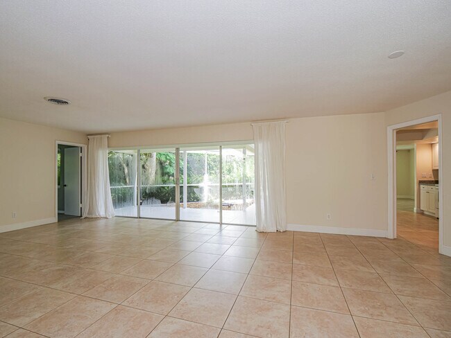 Foto del edificio - 965 Reef Rd