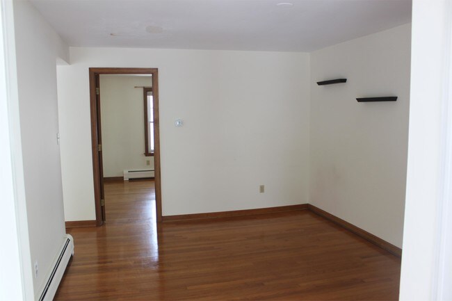 Foto del edificio - 662 South End Rd