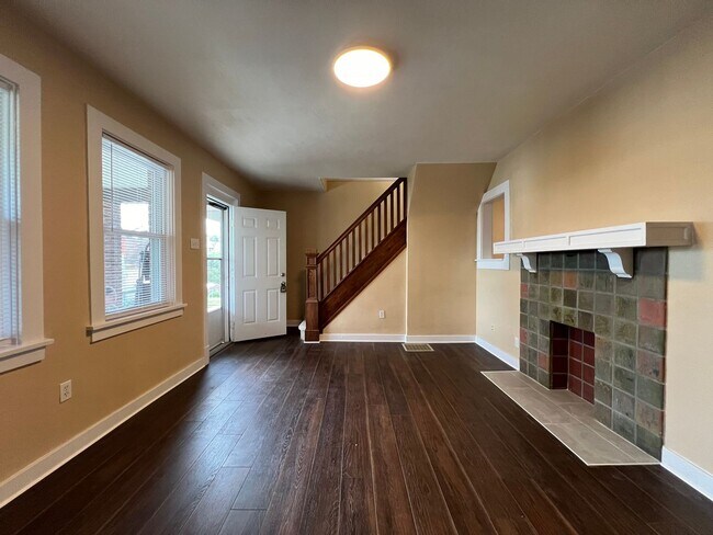 Foto del edificio - Updated 3BR 1 Bath House with yard!