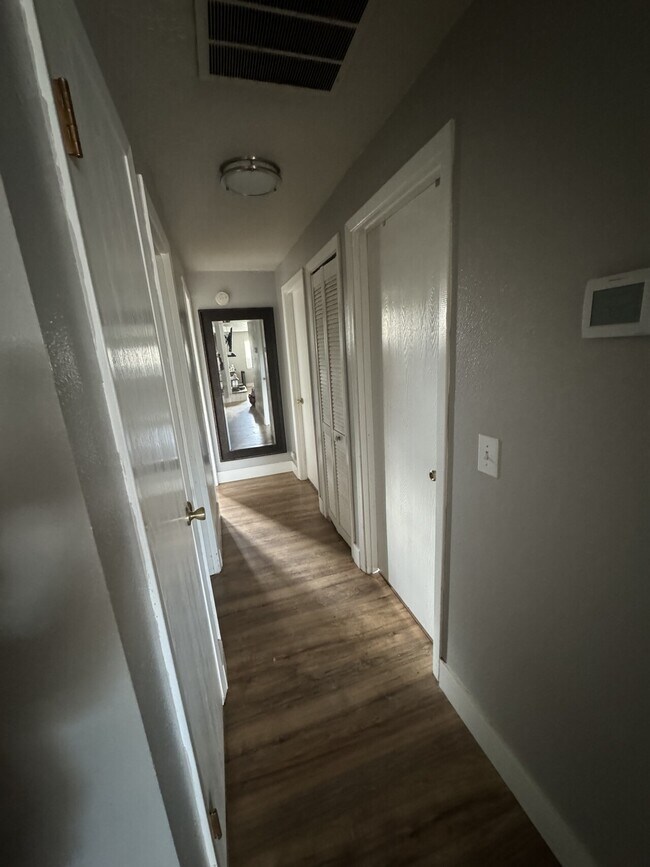 Foto del edificio - Bergeson