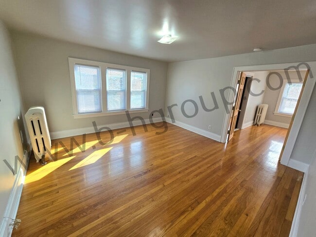 Building Photo - 5041 23rd Ave