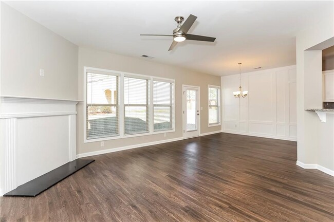 Building Photo - 3452 Baylor Cir