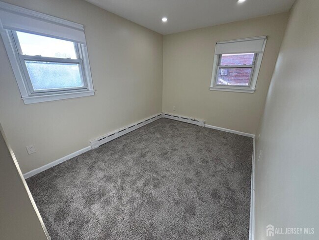 Foto del edificio - 220 Coolidge St