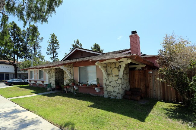 Building Photo - 7672 Volga Dr