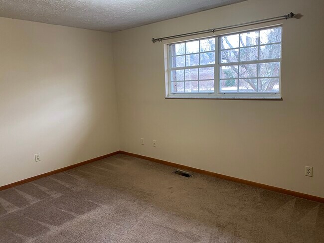 master bedroom - 123 1st Ave