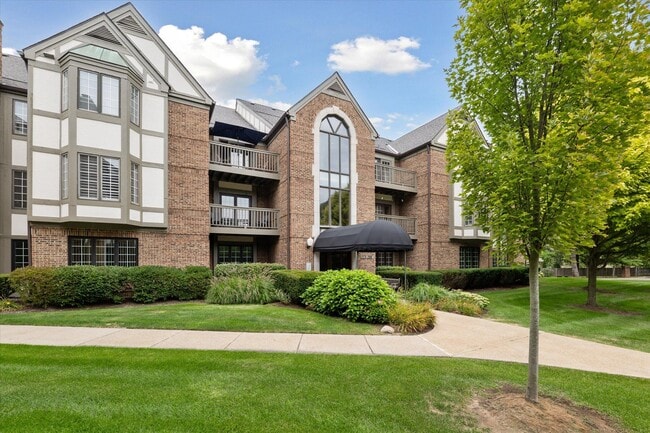 Building Photo - 797 Deer Ct