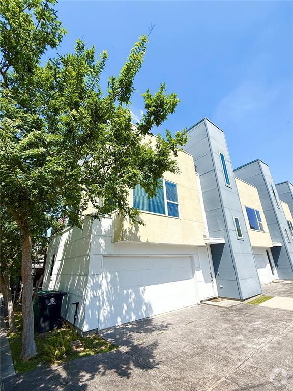 Building Photo - 1414 Laird St