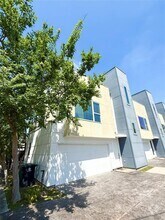 Building Photo - 1414 Laird St
