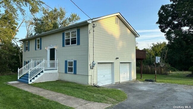 Building Photo - 123 McVeigh Rd