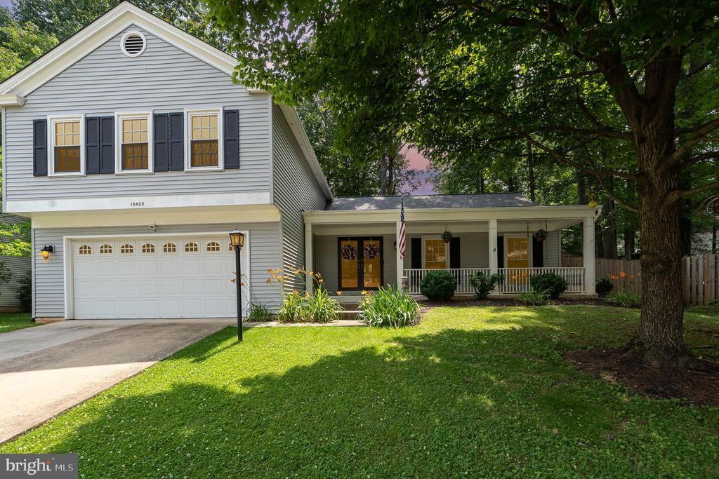 Foto principal - 15425 Beachview Dr