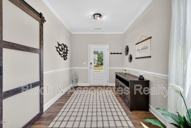 Foto del edificio - 236 Lily Oak Dr